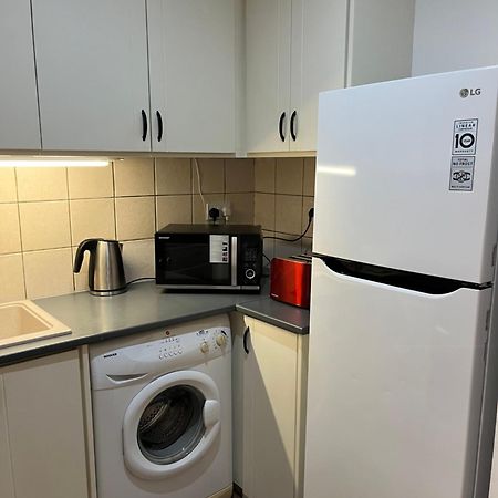 Apartment In Residential Complex With Pool Klorakas Екстер'єр фото